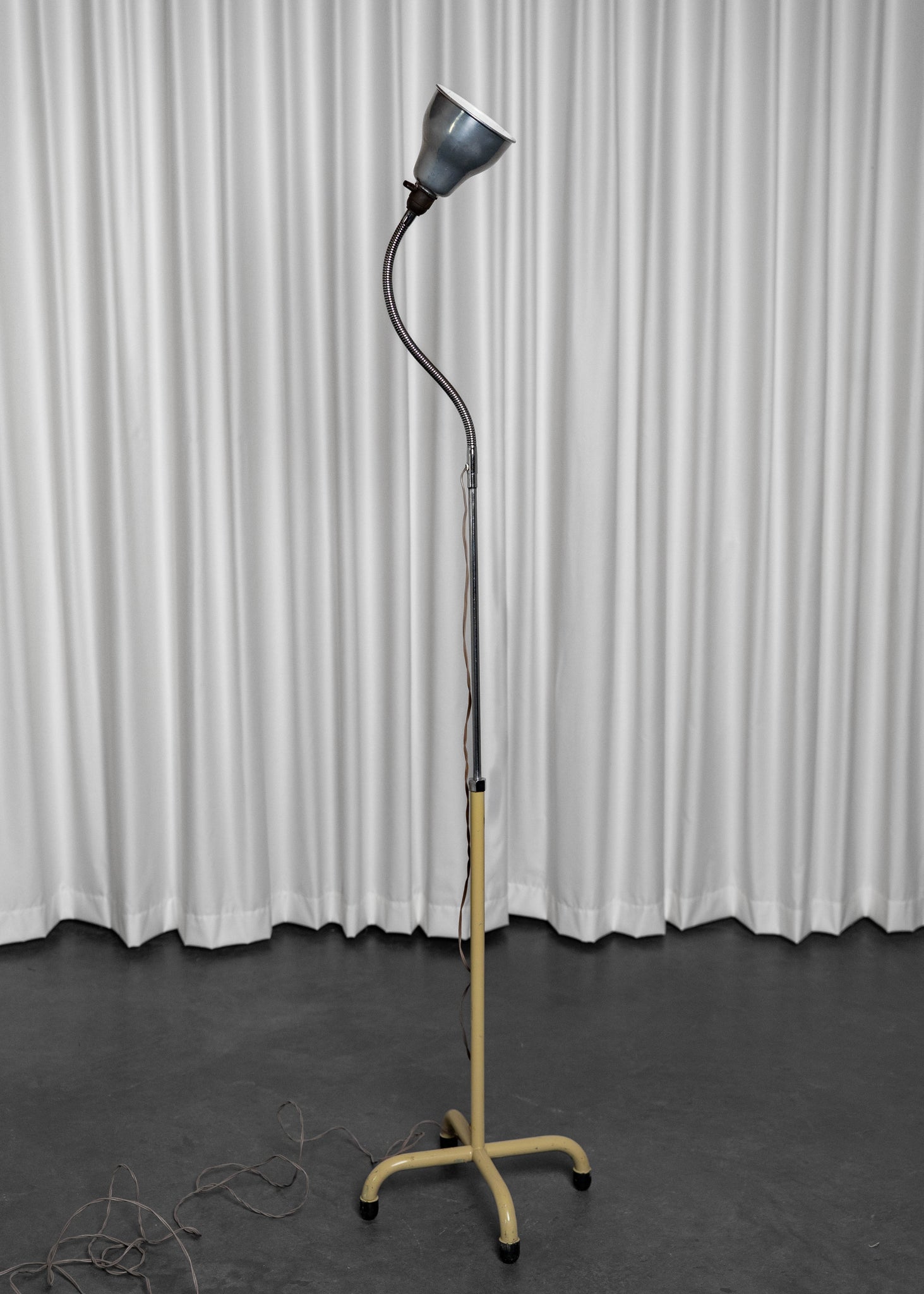 Lampe médicale vintage