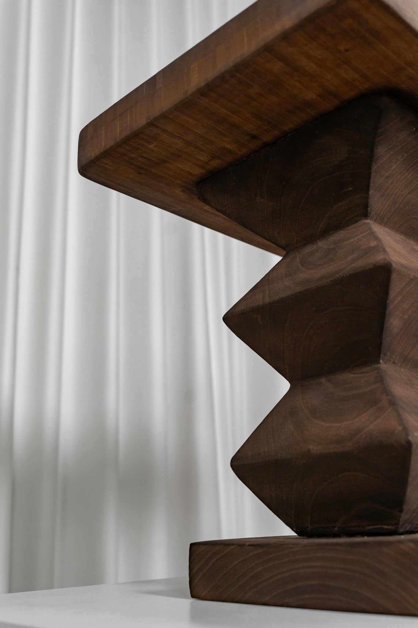 Table d'appoint en bois