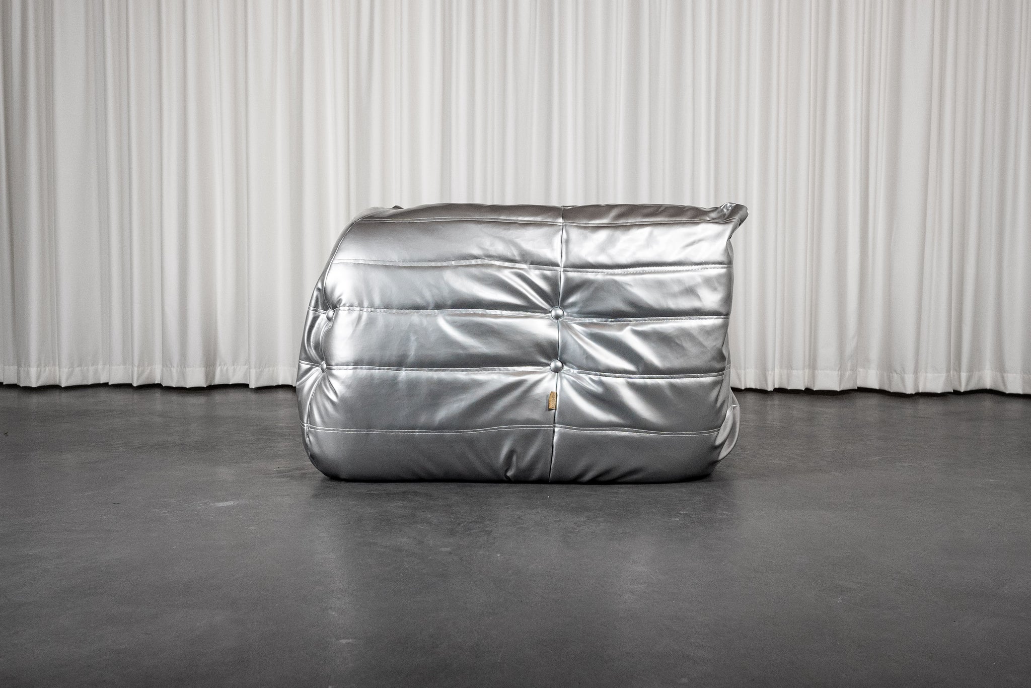 Silver Togo d'angle par Michel Ducaroy pour Ligne Roset, France, 1973