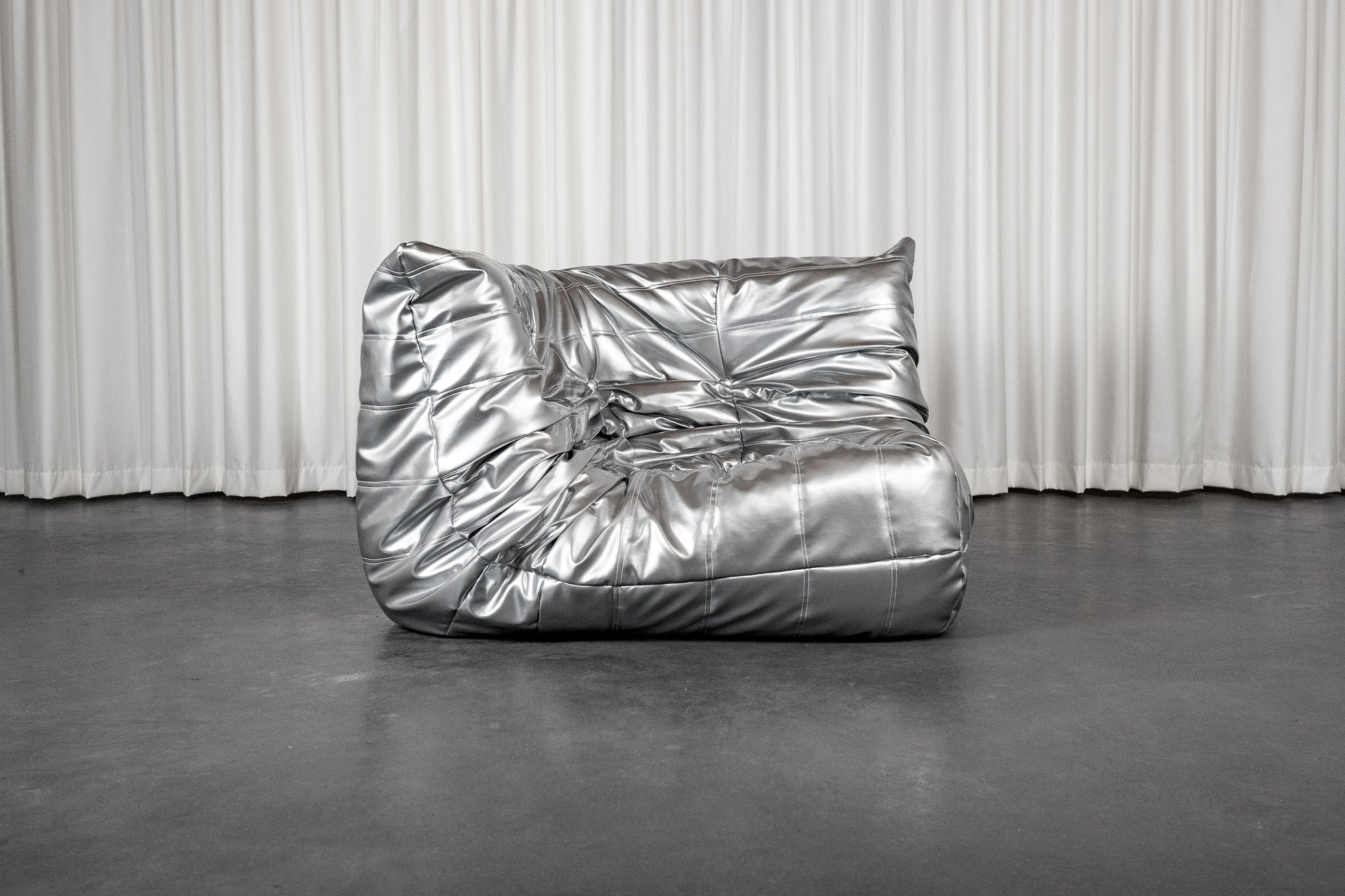 Silver Togo d'angle par Michel Ducaroy pour Ligne Roset, France, 1973