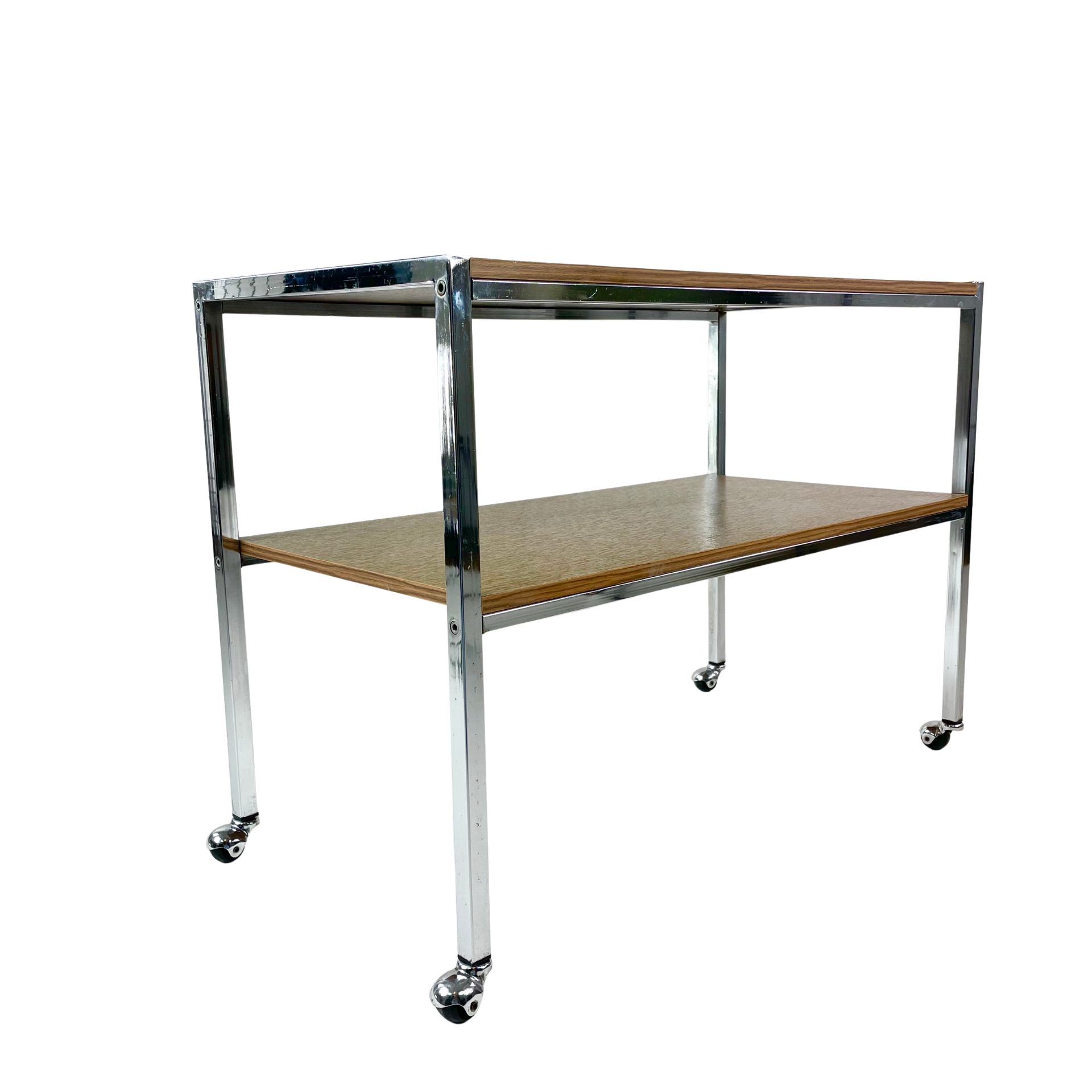 Desserte double plateaux, structure chrome et plateaux stratifiés, circa 1970