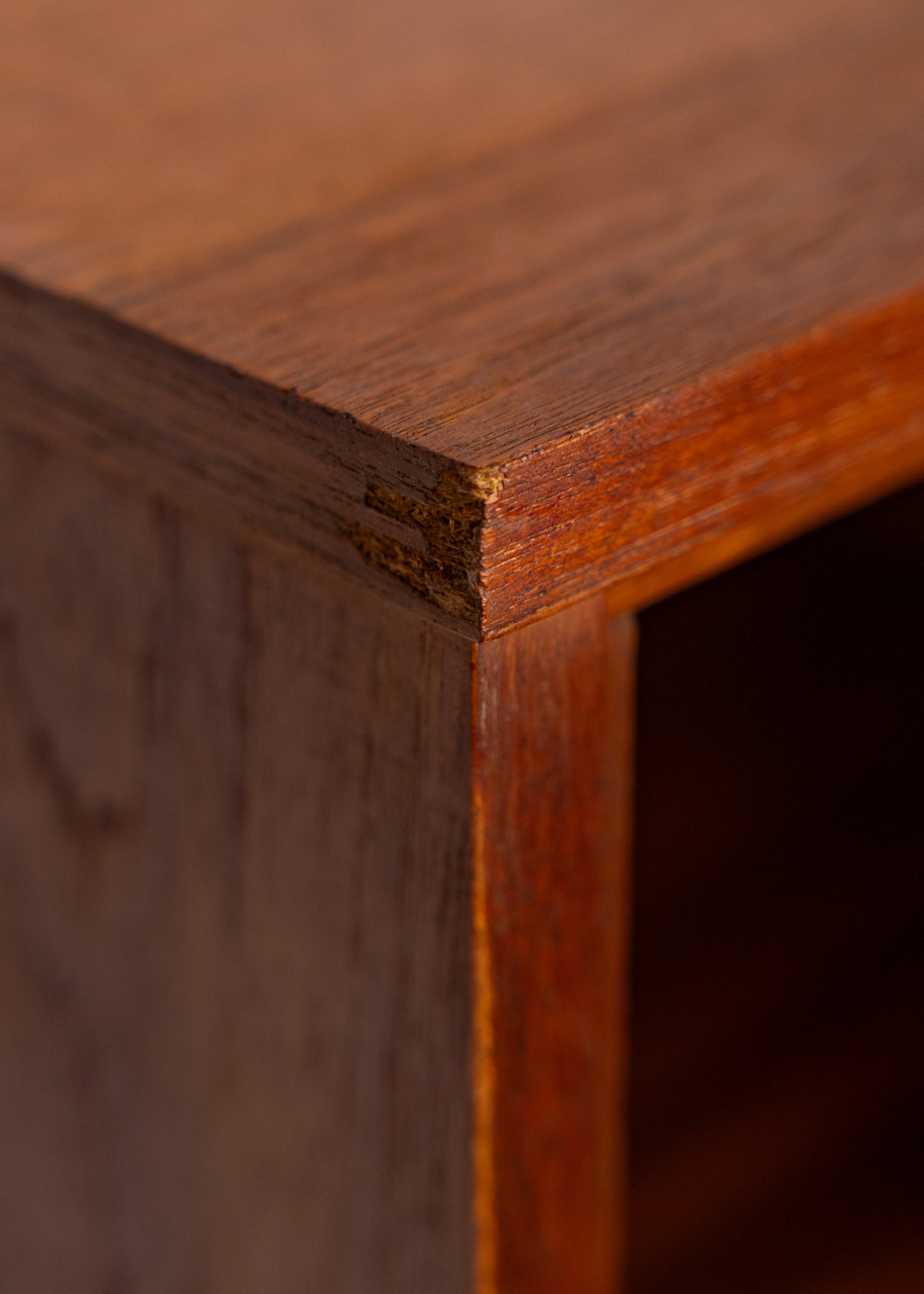 Set de 2 tables de nuit flottantes vintage