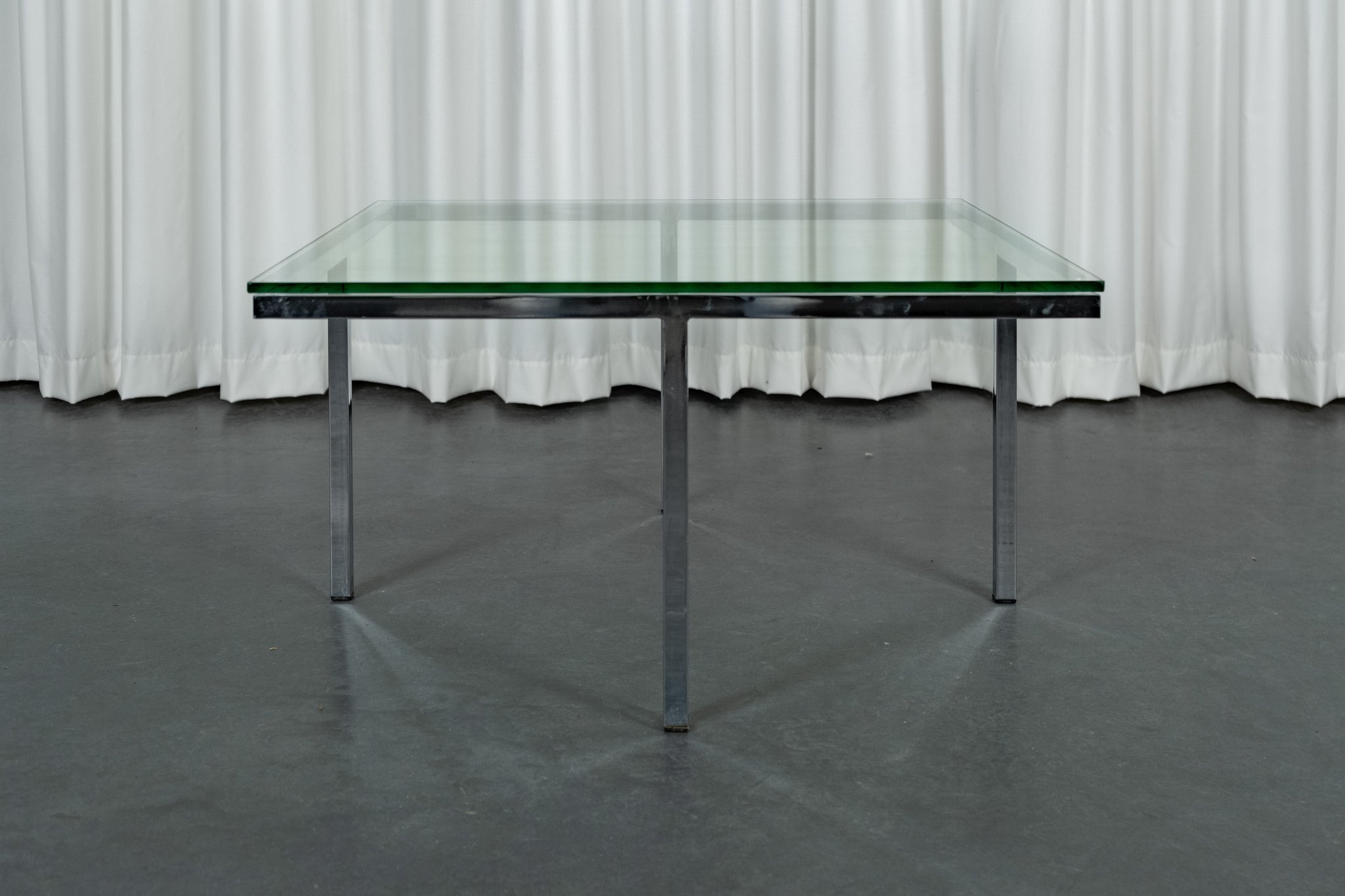 Table basse tubulaire, 1970