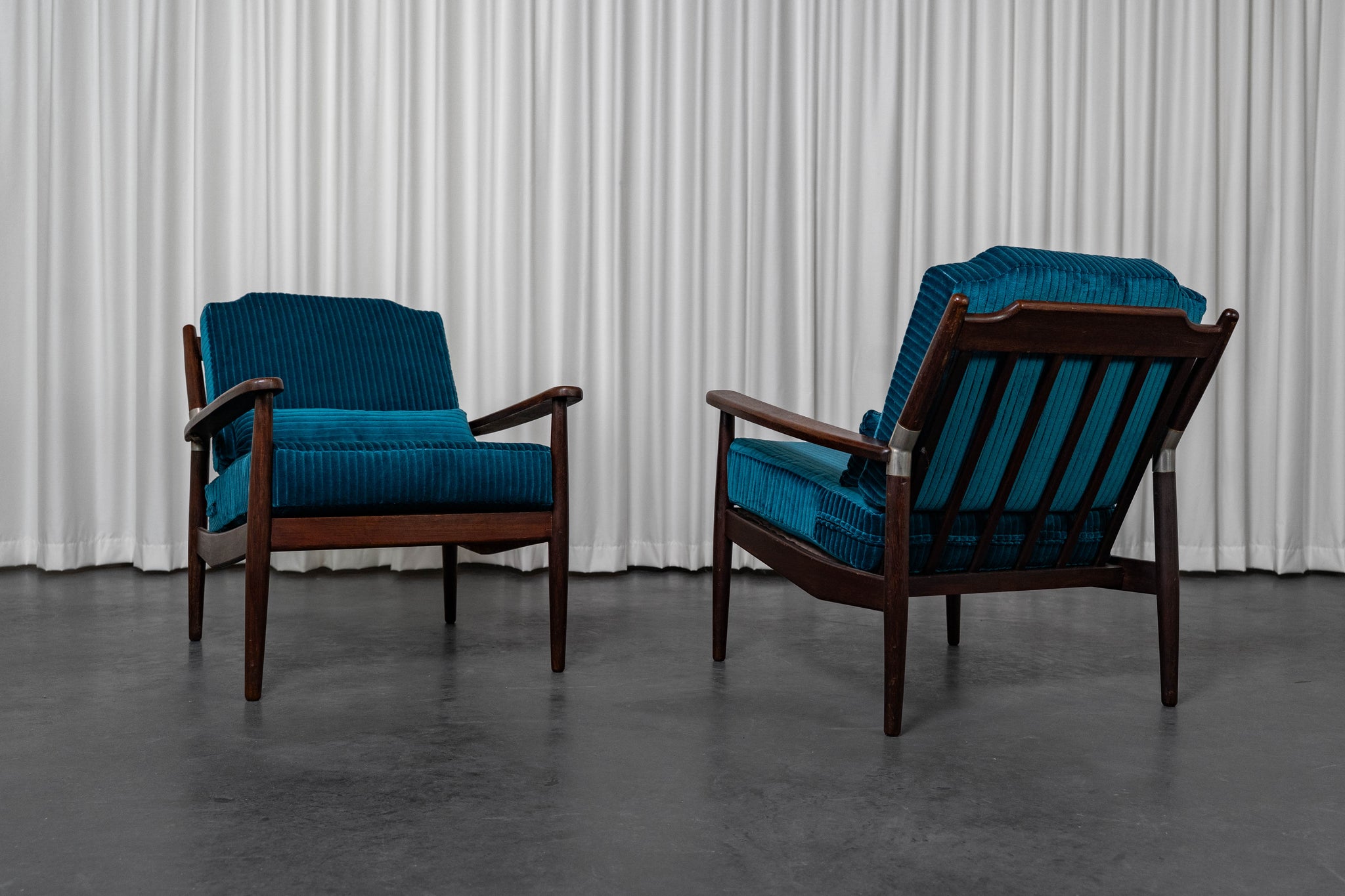 Couple de fauteuils scandinave en teck, 1960
