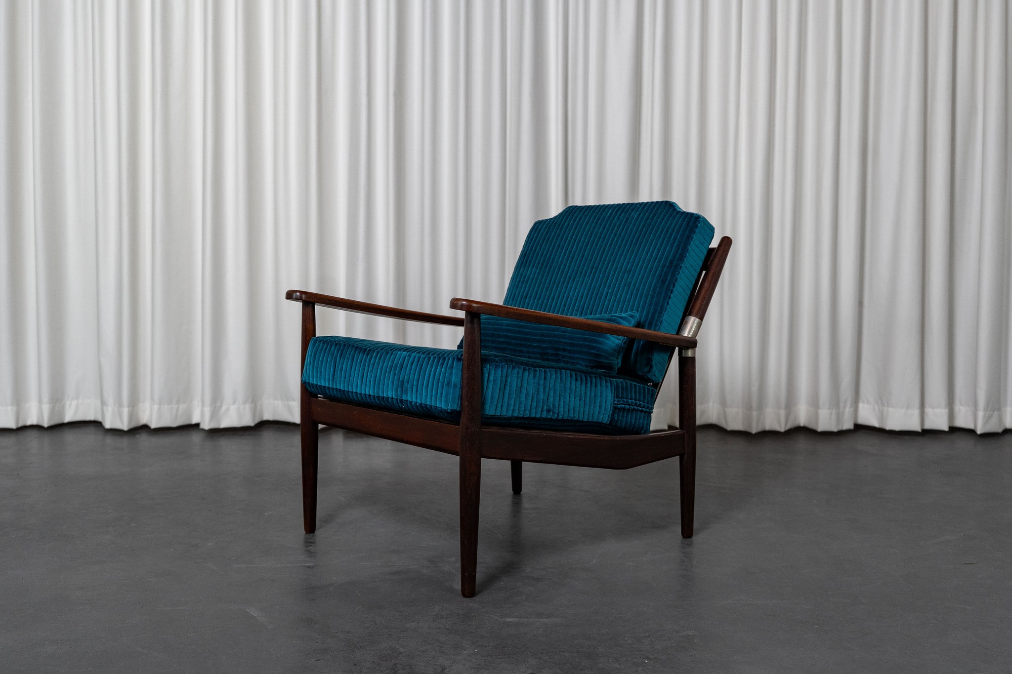 Couple de fauteuils scandinave en teck, 1960