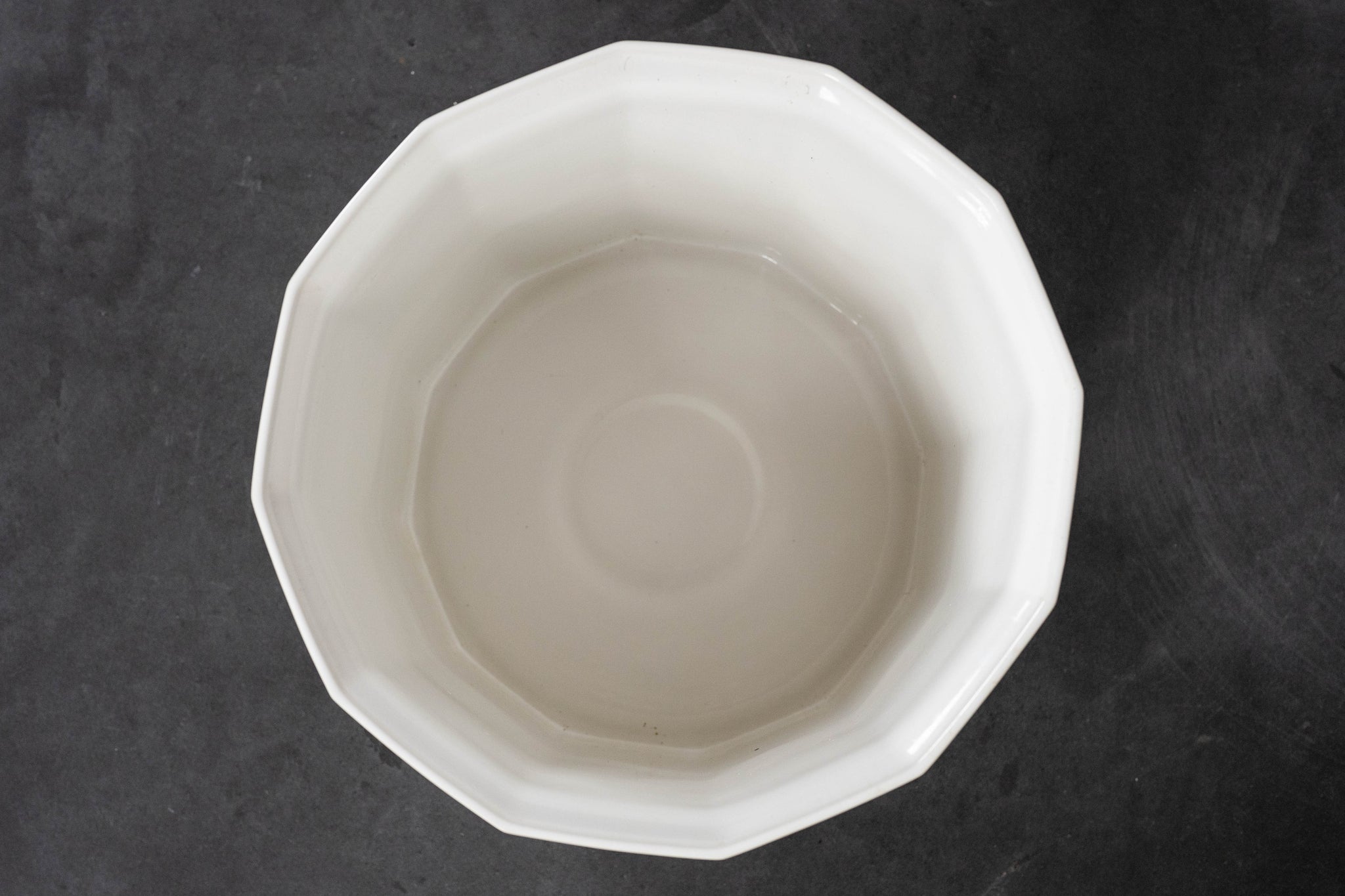Pot de plante XXL par Karin Björquist pour la manufacture Gustavsberg, 1980, Suède