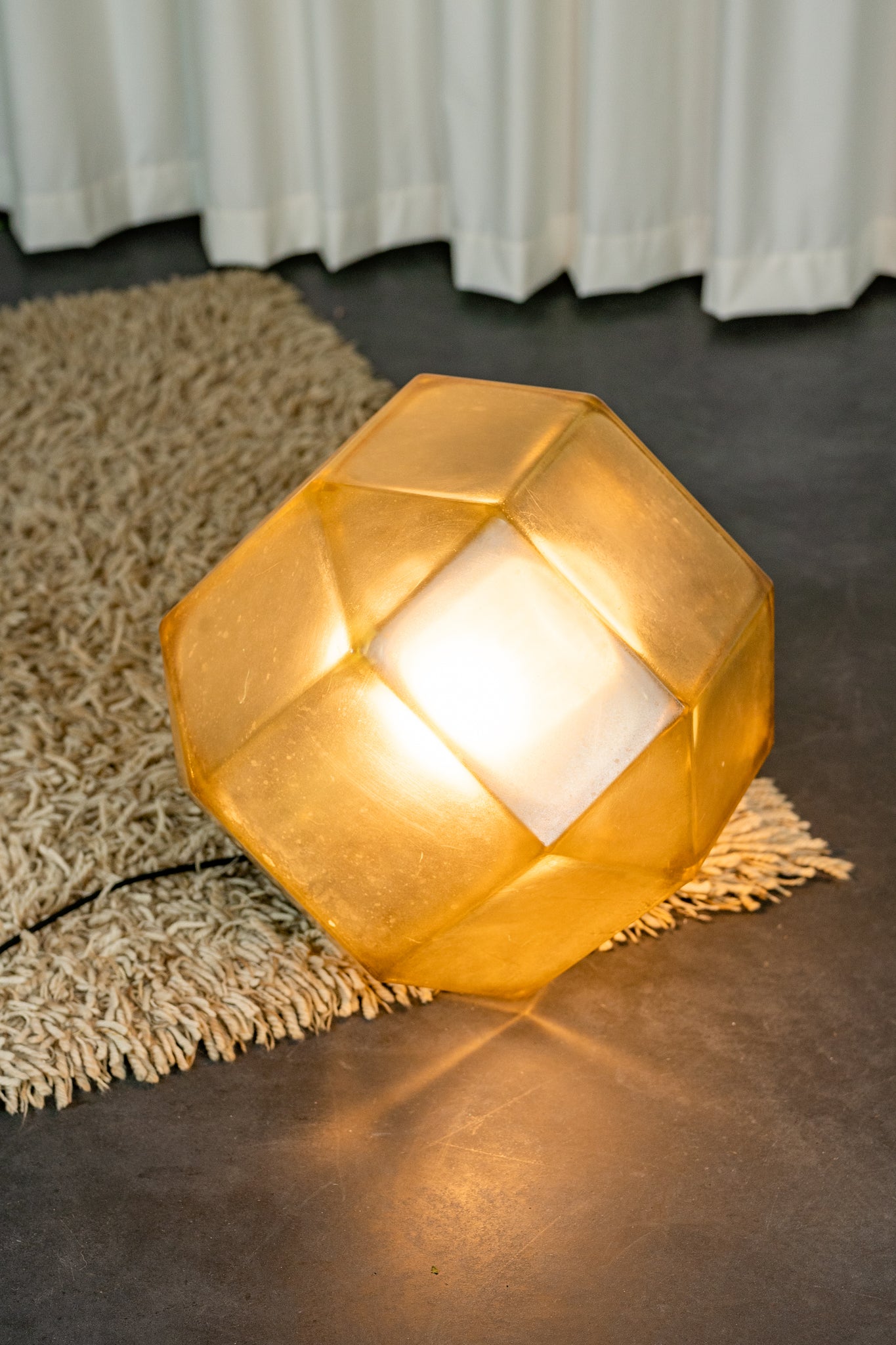 Suspension lumineuse industrielle en Plexiglass