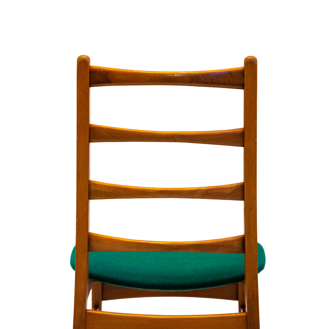 Suite de 4 chaises vintage de style scandinave