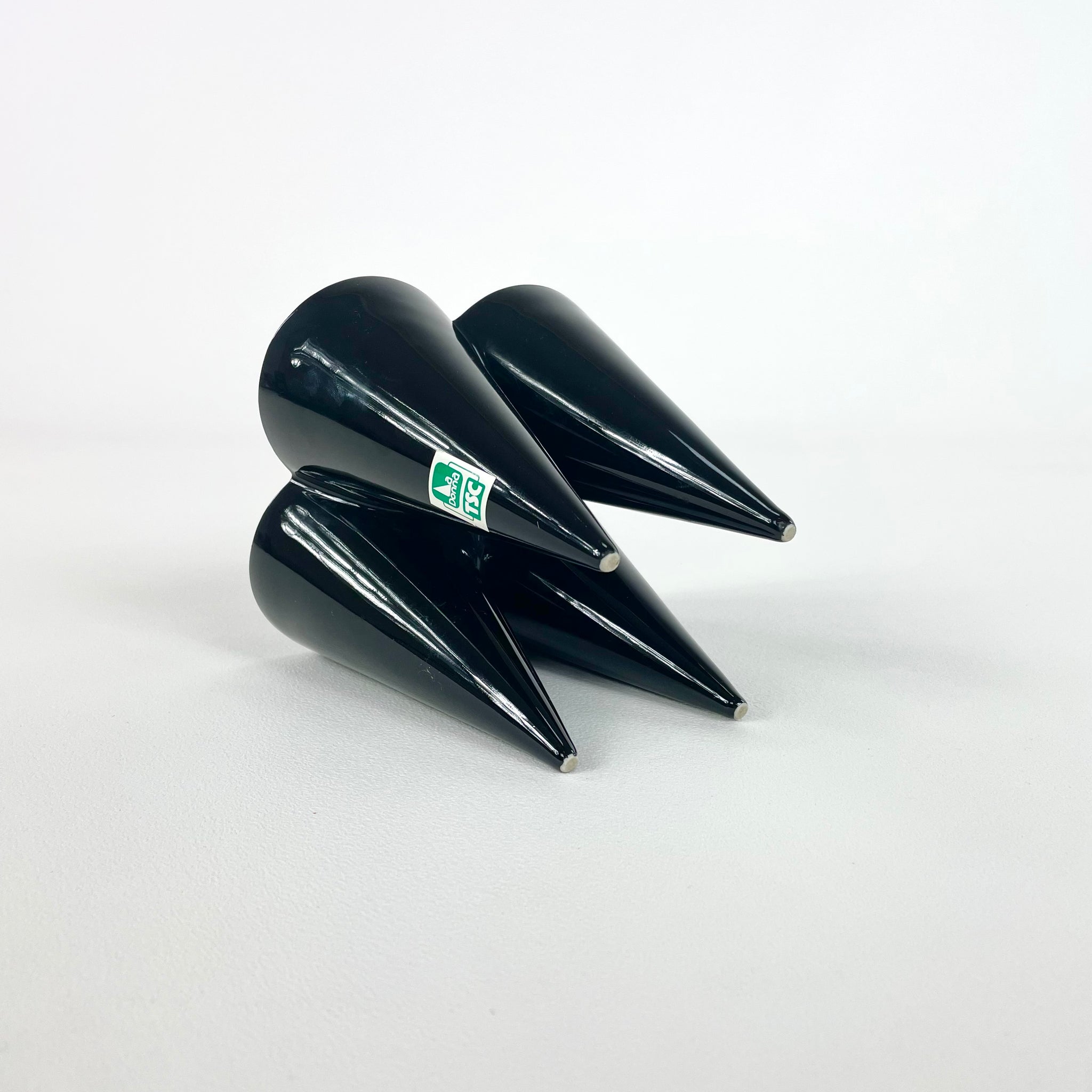 Tulipière en céramique noire à 4 tubulures,  Mid-century