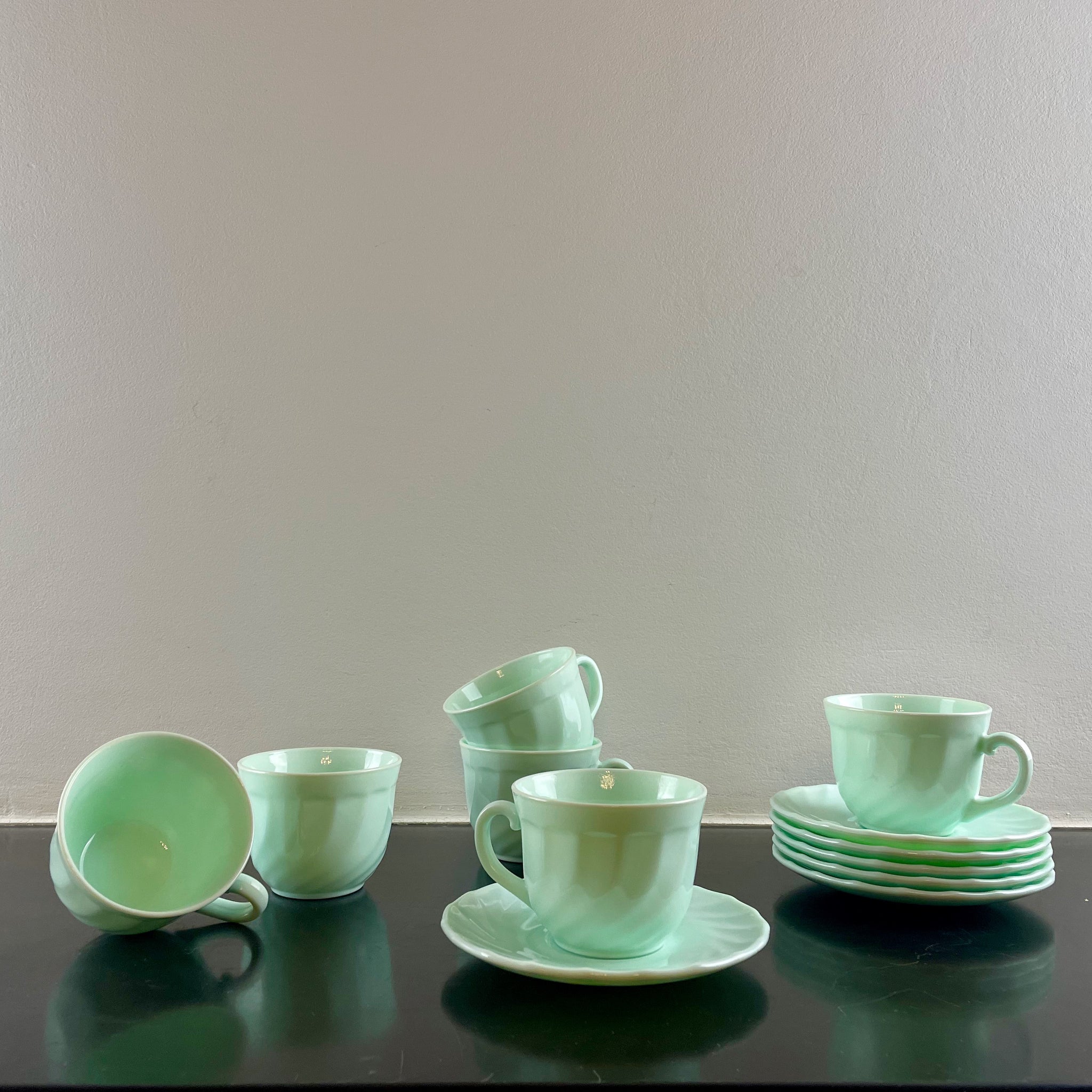 Service à thé - café jadéite par Arcopal, France, 1970