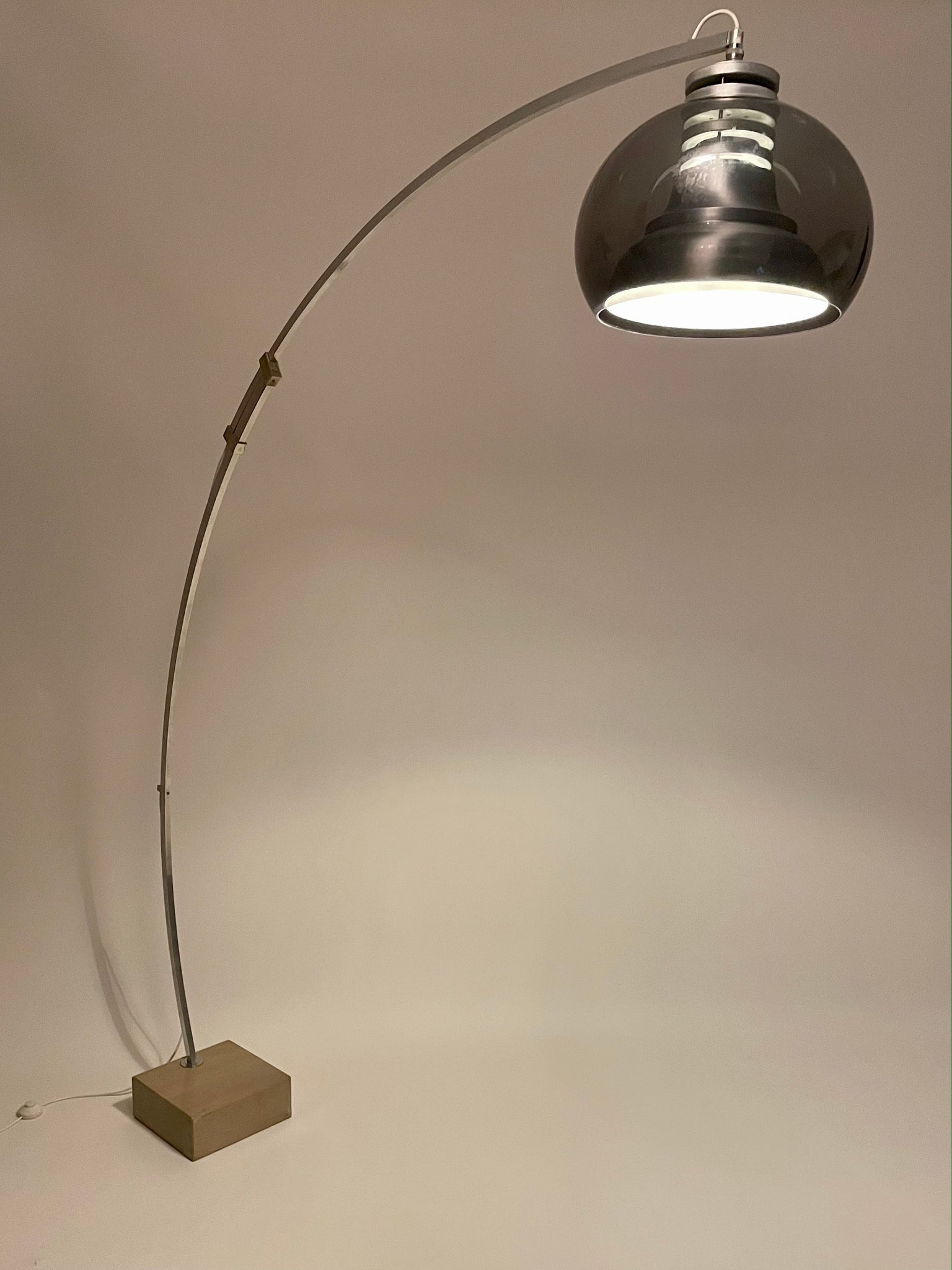 Lampadaire Arc, italie, 1970