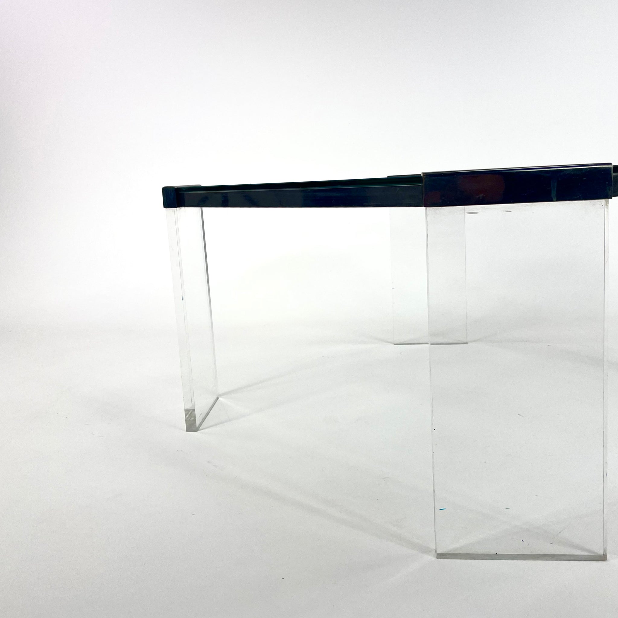 Table basse eightie's verre et Plexiglas